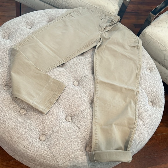 GAP broken in straight khakis - Picture 3 of 4